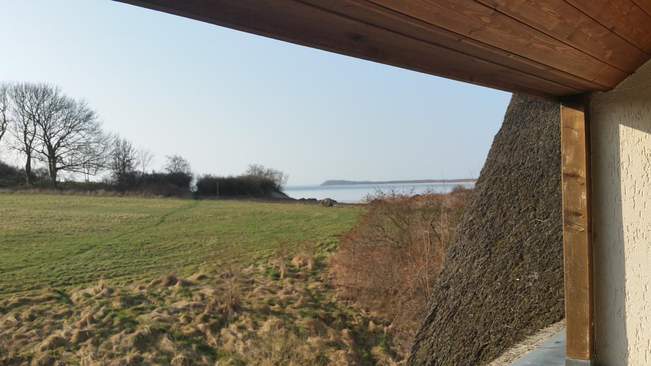 Fewo 18 Im Strandhaus Lobbe Mit Balkon Exterior foto